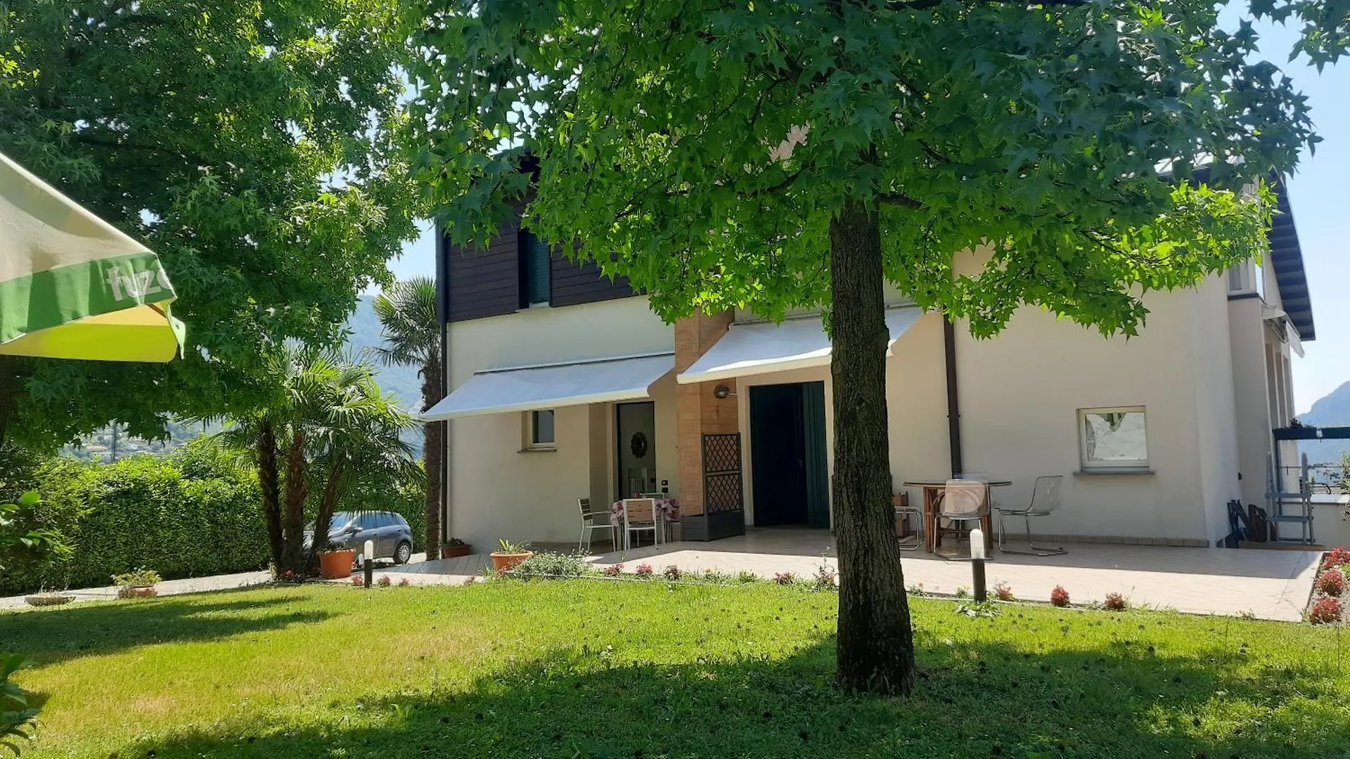 Villa Sara Lecco 0*,