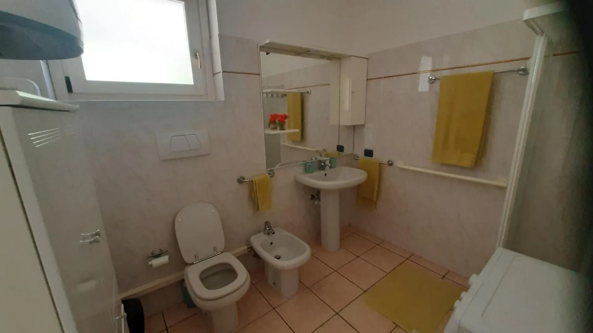 לקו Villa Sara